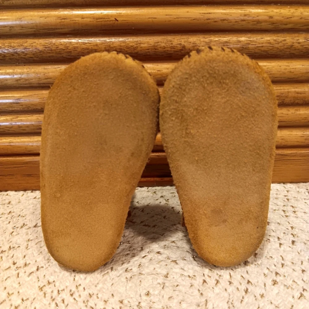 Minnetonka Moccasins Infant/Toddler Back Flap Bootie Brown Suede Size 4